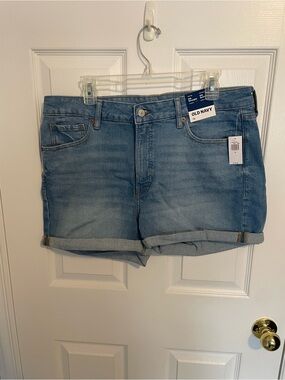 Old Navy Light Wash Rolled Cuff Denim Shorts